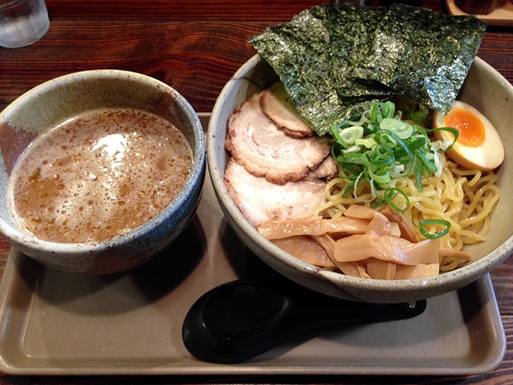 西船橋でラーメン！中華そば葦屋 （あしや）つけ麺全部のせ