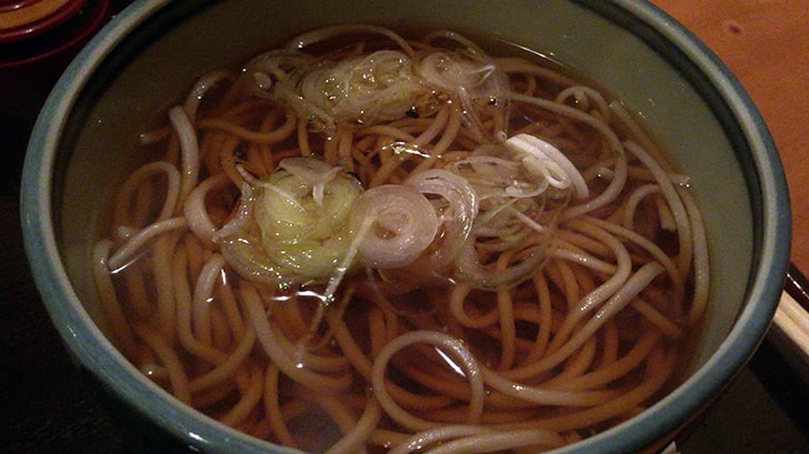 立石『兎月（とげつ）本店』のかつ重セットと鍋焼きうどん