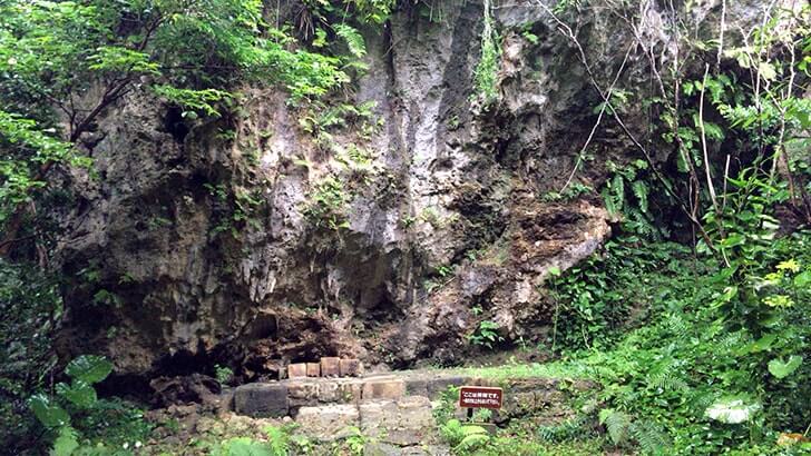 神聖な場へ…沖縄の聖地『斎場御嶽』世界遺産を訪れる【沖縄旅行】