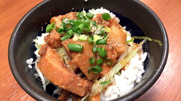 浅草橋駅近くのラーメン屋『山笠ノ龍』らーめんとミニチャーシュー丼