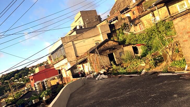 九份散策 - 中心部を離れ夕日と灯る街の灯りが織りなす絶景を堪能