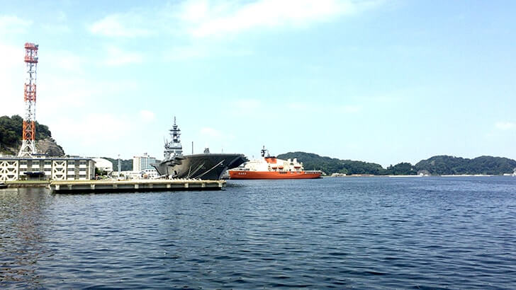 京急汐入駅からヴェルニー公園へ！海と軍艦…横須賀らしい景色を堪能
