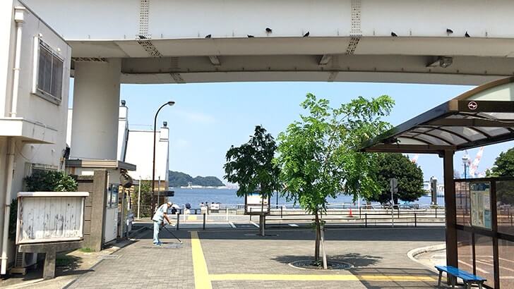 京急汐入駅からヴェルニー公園へ！海と軍艦…横須賀らしい景色を堪能