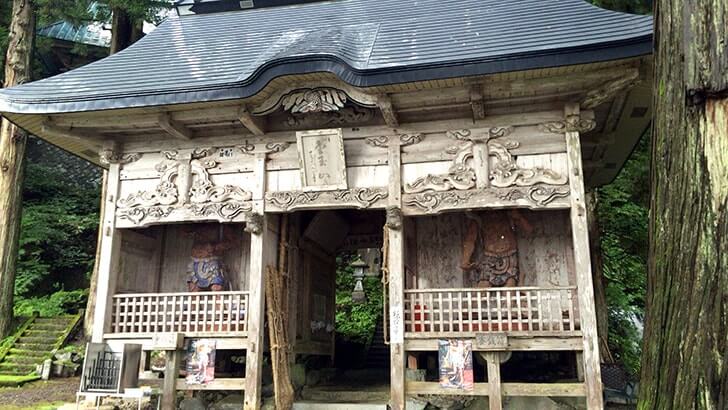 津南町「見玉不動尊」秋山郷の入口に佇む清水豊かな天台宗の寺