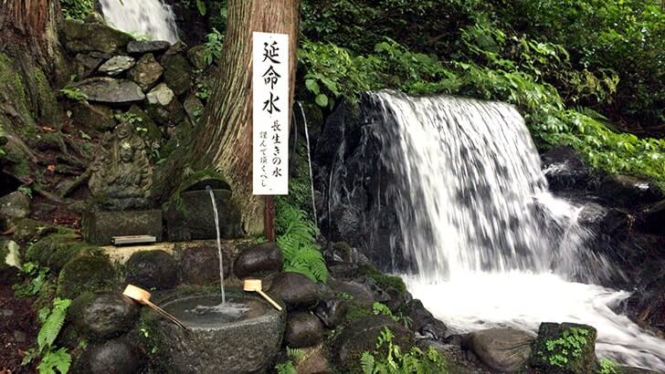 津南町「見玉不動尊」秋山郷の入口に佇む清水豊かな天台宗の寺